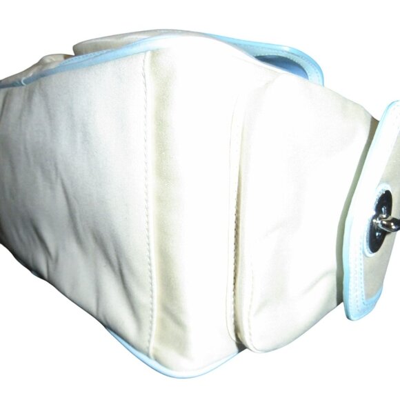 Coach 2007 Hampton Sateen Leather satchel 4 turnlock pockets Daisy Flower Charm - Picture 9 of 13